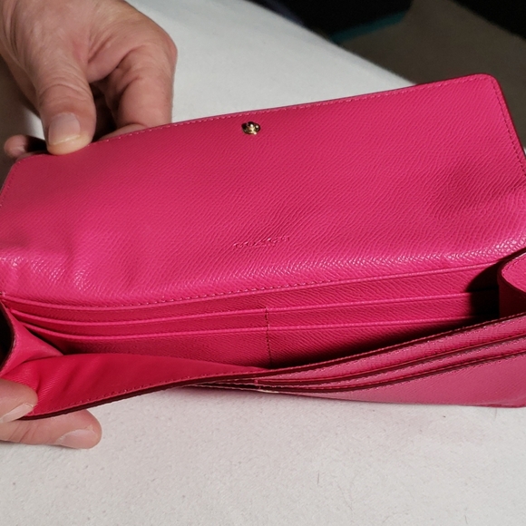 Coach Wallet - Picture 4 of 4